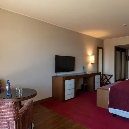 Gale Hotel 4*