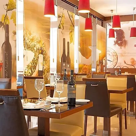 Gale Hotel 4*