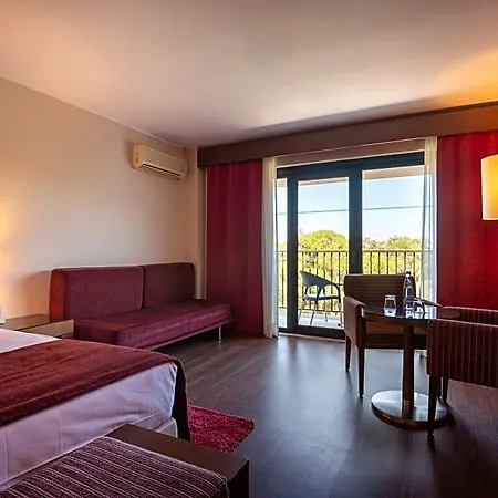 Gale Hotel
