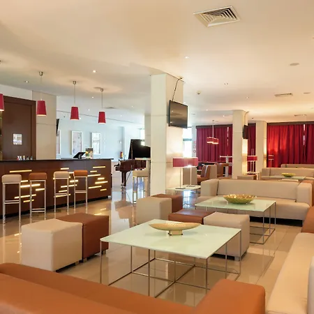 Gale Hotel